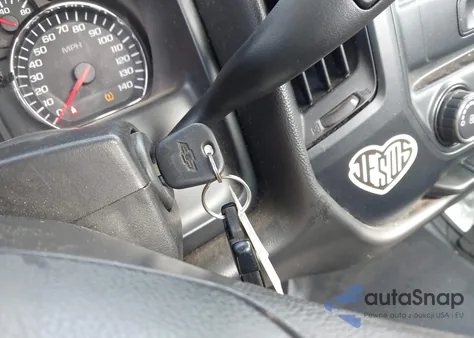 2018 Chevrolet Silverado 1500 Wt z USA, uszkodzony, nr VIN 1GCNCNEH0JZ154035